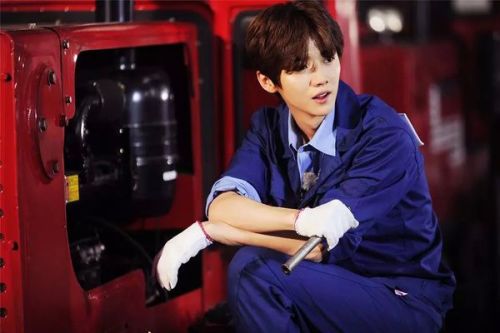 跑男新一期鹿晗插曲，音樂與綜藝的絕佳融合曝光！