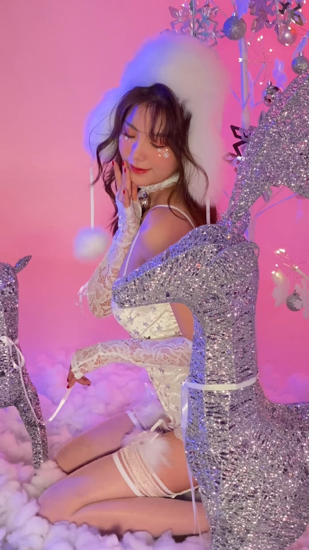 最新寫真視頻,最新寫真視頻，探索自然美景的旅行，尋找內(nèi)心的平和