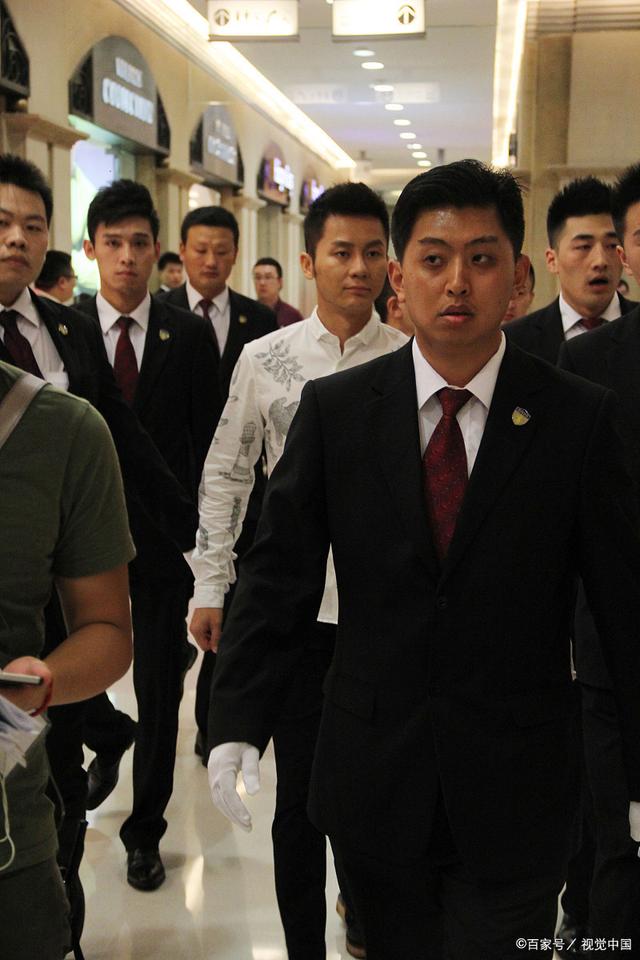 陳揚保鏢最新動態(tài)，守護安全的堅定力量