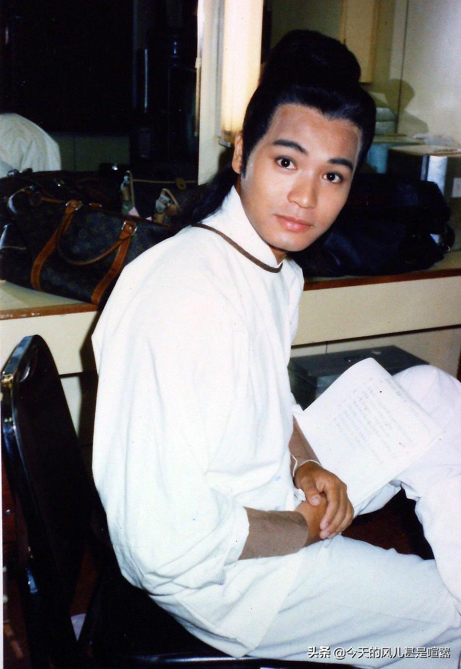 演傻子的香港演員,演傻子的香港演員