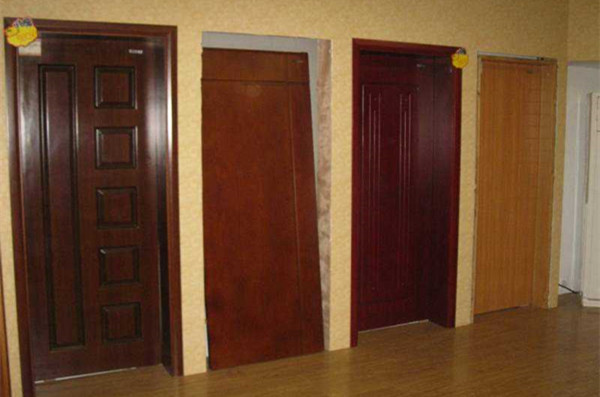 舊木門翻新價(jià)格演變及其影響因素概覽