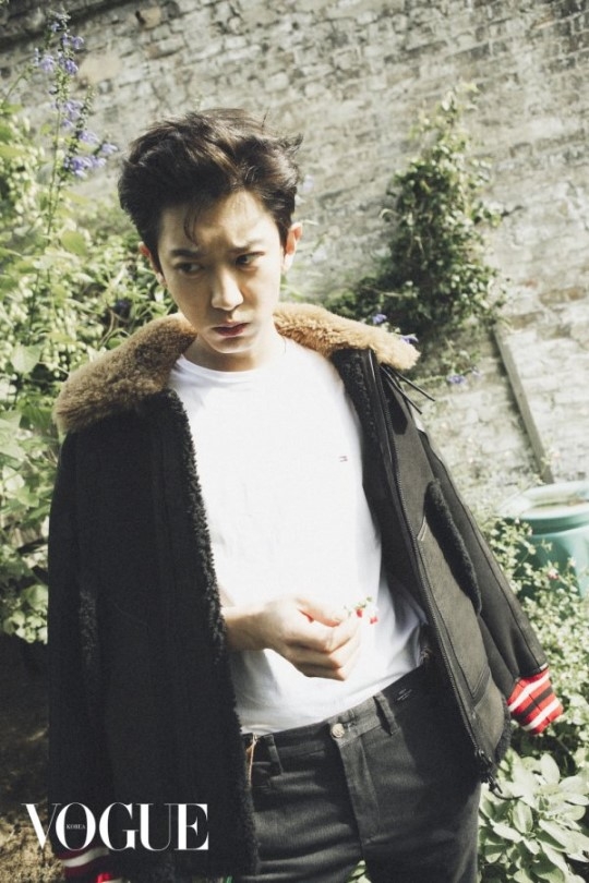 樸燦烈最新寫真集,樸燦烈最新寫真集——時尚魅力的多維展示