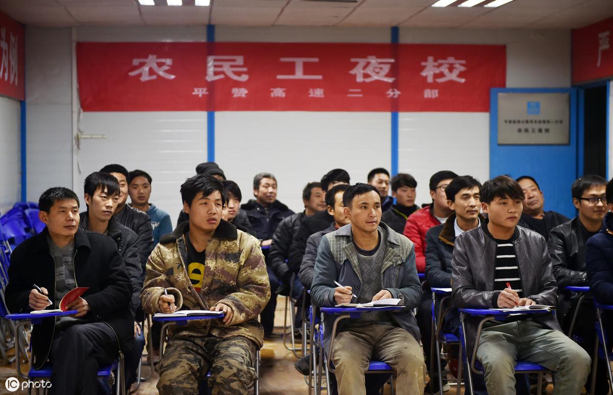 最新水電工帶班招聘，行業(yè)背景、需求與地位分析