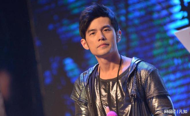 周杰倫2025最新動(dòng)態(tài)，音樂巨星的未來展望揭秘