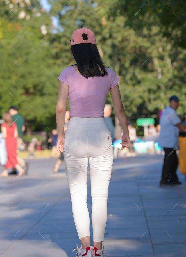 當(dāng)代審美觀念重塑下的女性魅力與最新美女理論探討