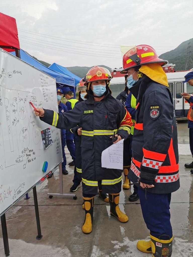 化工爆炸最新消息引發(fā)社會(huì)震驚與深刻反思