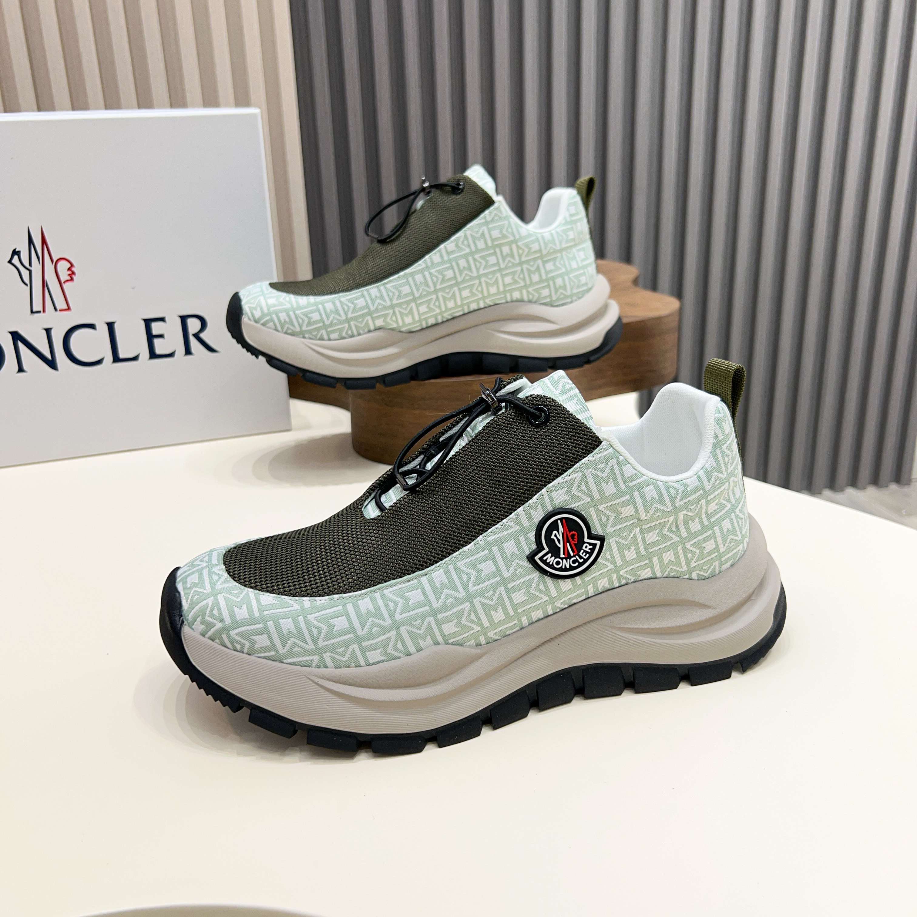 2025最新款運(yùn)動(dòng)鞋潮流指南