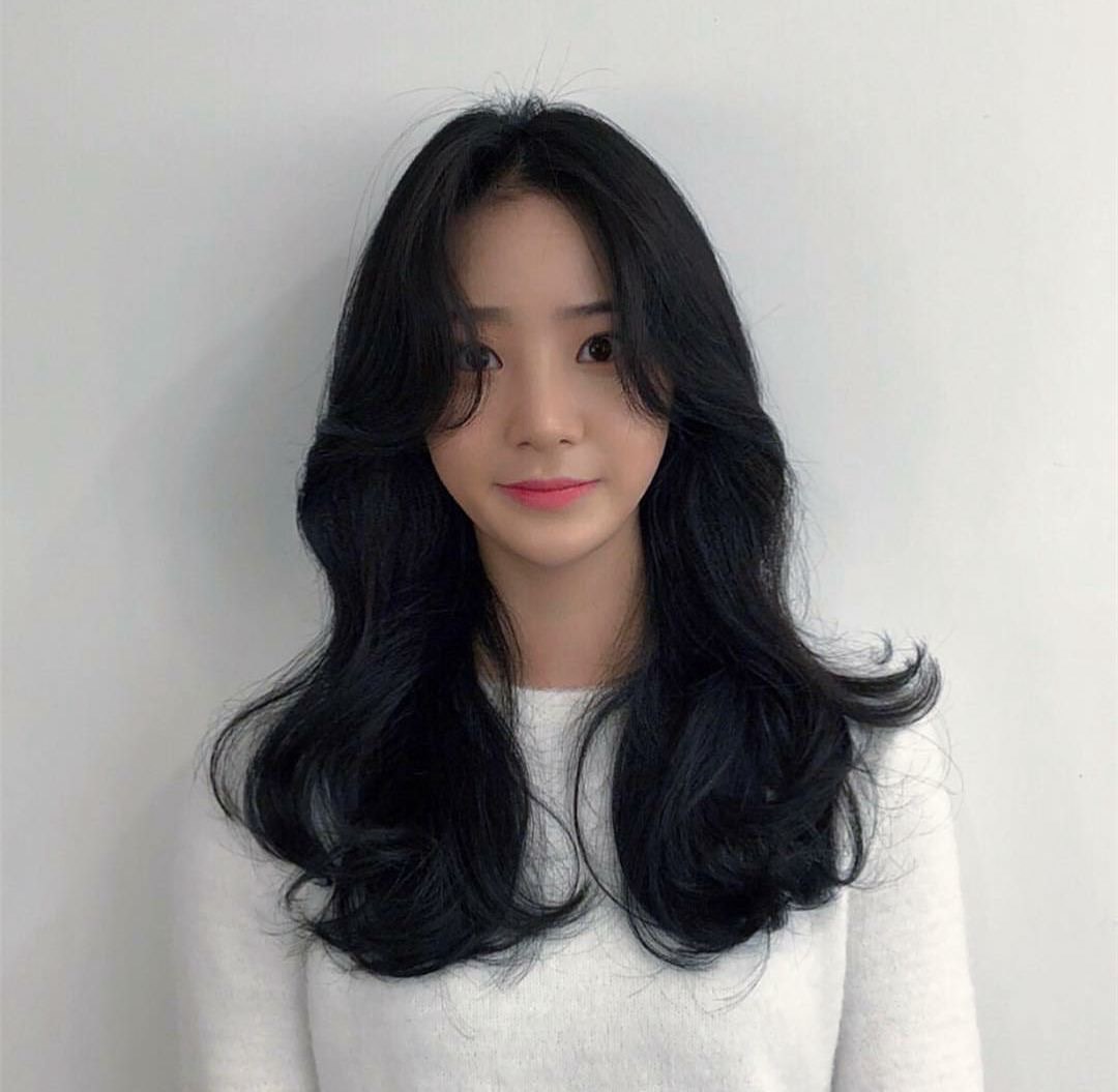 2025最新發(fā)型女燙發(fā)，新啟程的溫馨燙發(fā)之旅