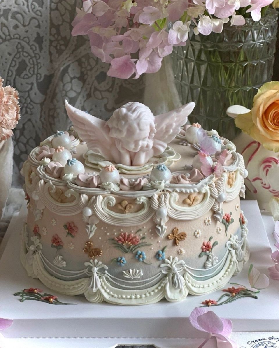 科技與生活完美融合的藝術(shù)品，2025最新款生日蛋糕